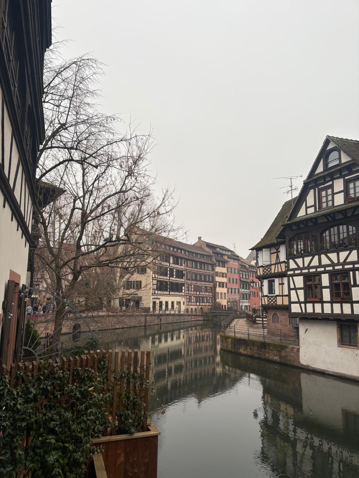 Tabakhane evleri, yarı ahşap cepheler