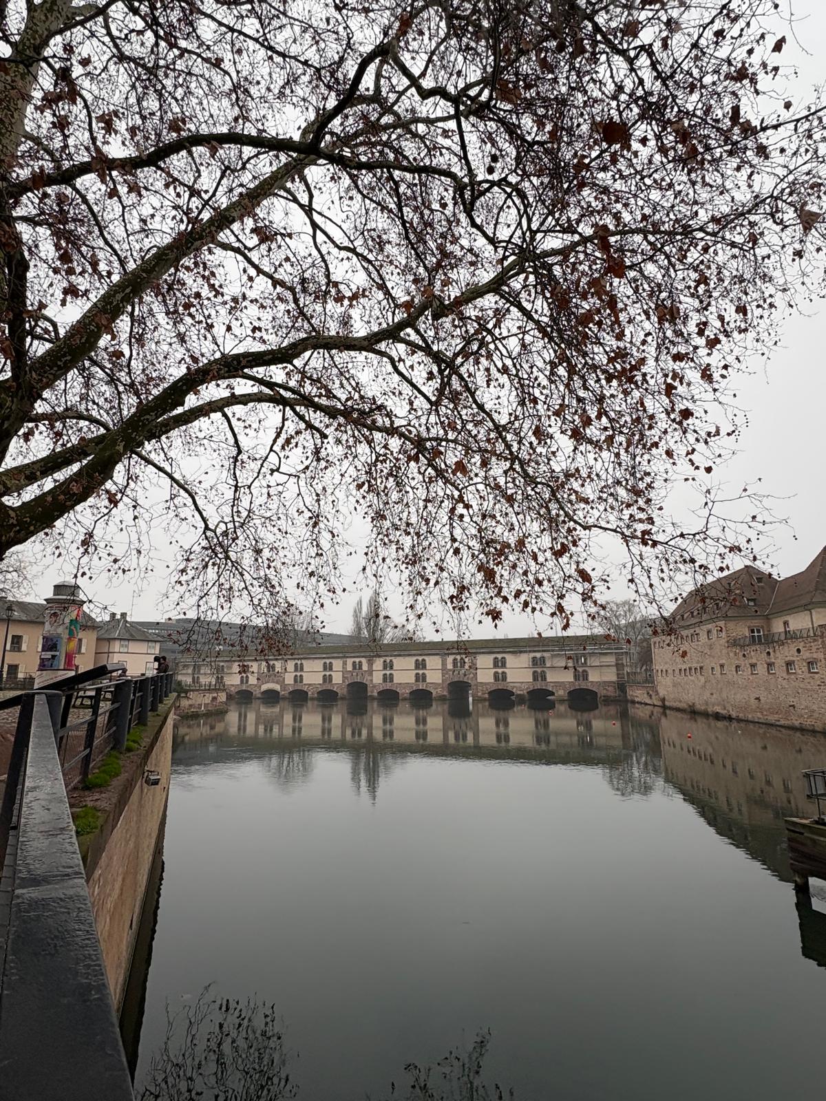 Barrage Vauban, Ill Nehri üzerinde