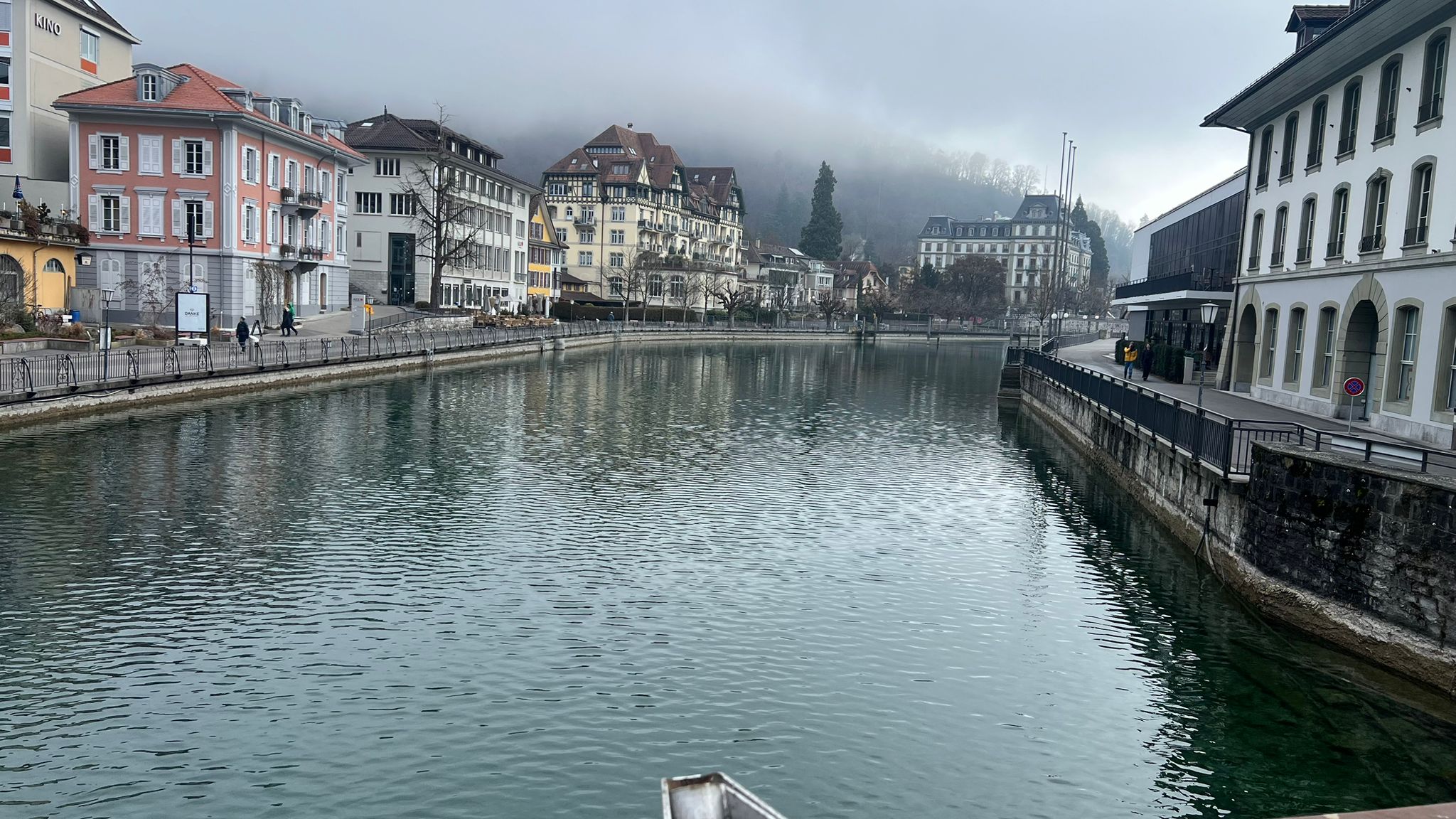Aare Nehri, Thun şehir merkezi