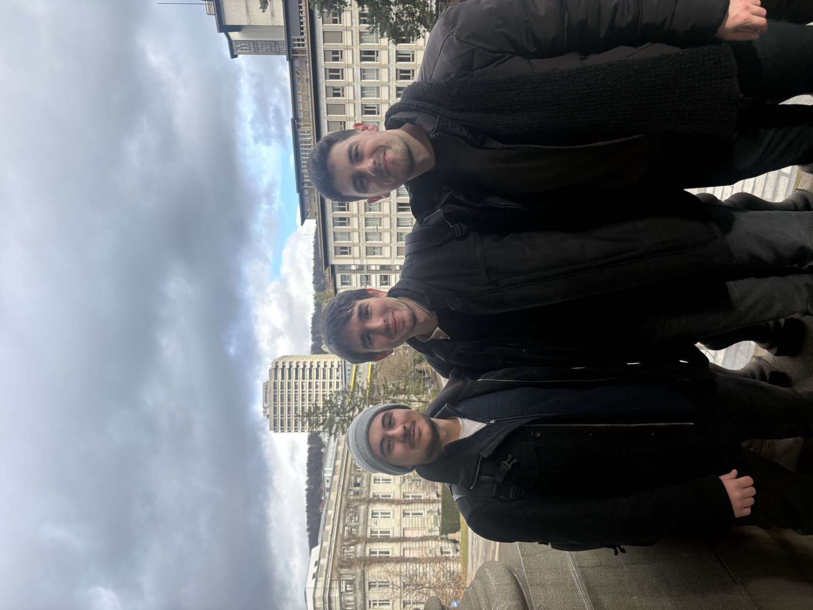 ETH Z&uuml;rich kamp&uuml;s&uuml;nde arkadaşlarla